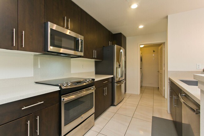 Primary Photo - Wonderfully located - Three bedroom two ba...