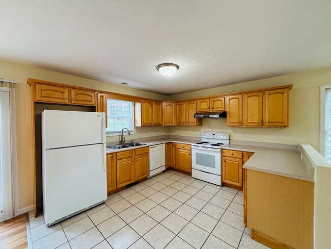 Building Photo - 228 Mountain Breeze Dr