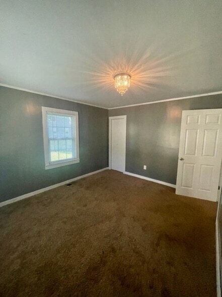 Building Photo - 112 Polk St