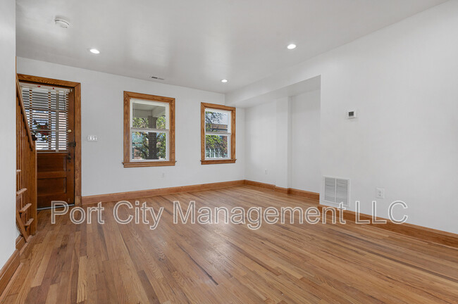 Building Photo - 730 Rappolla St