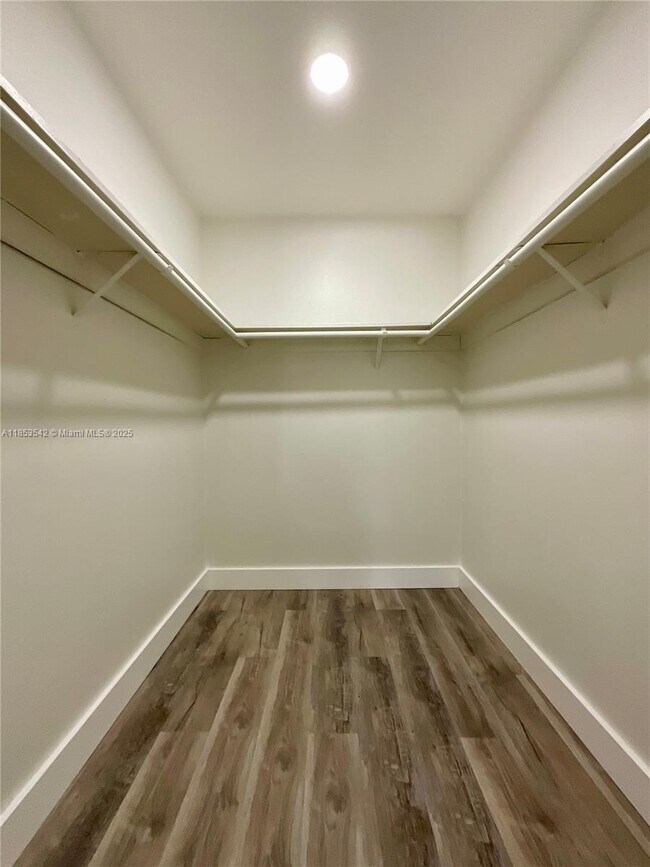 Building Photo - 11281 SW 88th St