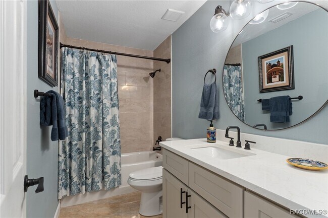 Building Photo - 11482 W Clubview Dr