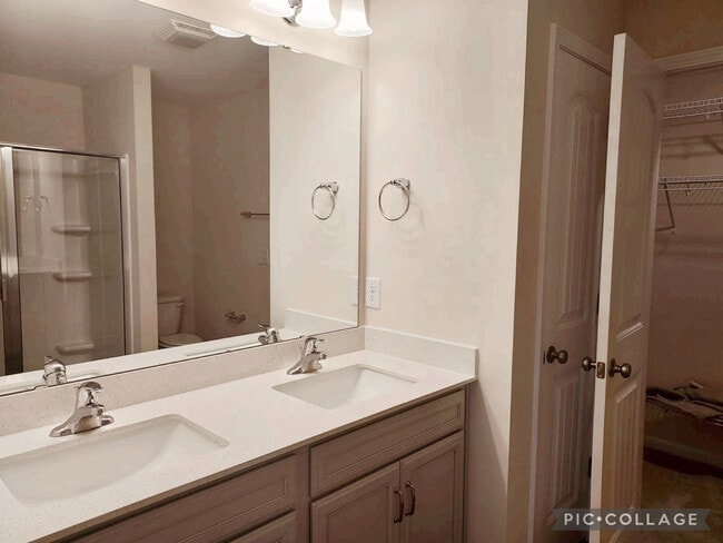Building Photo - 3837 Copperfield Ct