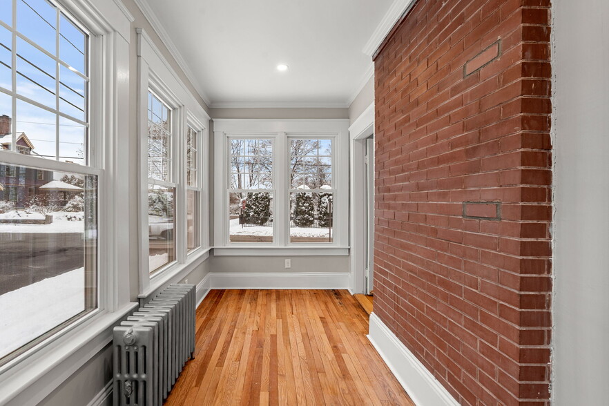 Building Photo - 200 Prospect St