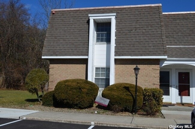 Building Photo - 101 Sylvan Ave