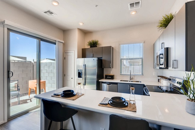 2 Bedroom Floor Plan - Avilla Centerra Crossings