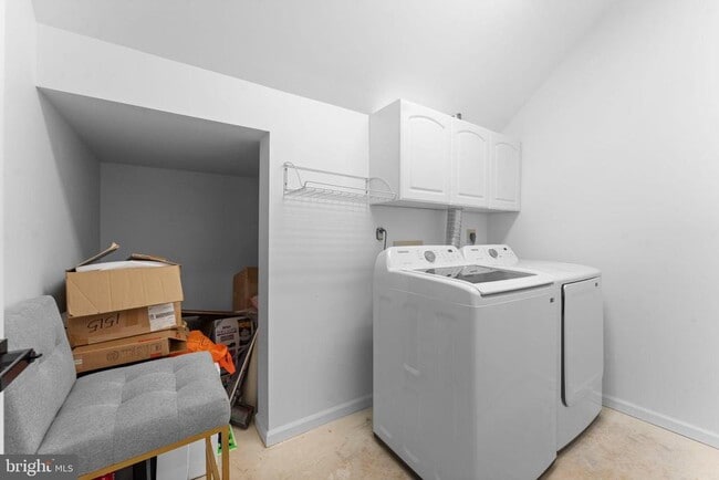 Building Photo - 11433 Heritage Oak Ct