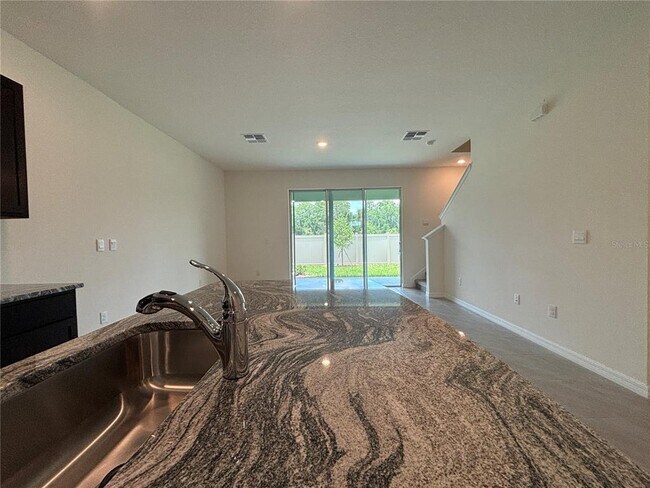 Building Photo - 11147 Crescent Deer Dr