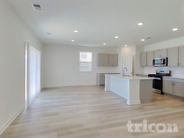 Building Photo - 5308 Carnegie Rd