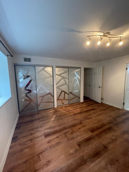 Building Photo - 1205 Kenzie Dr