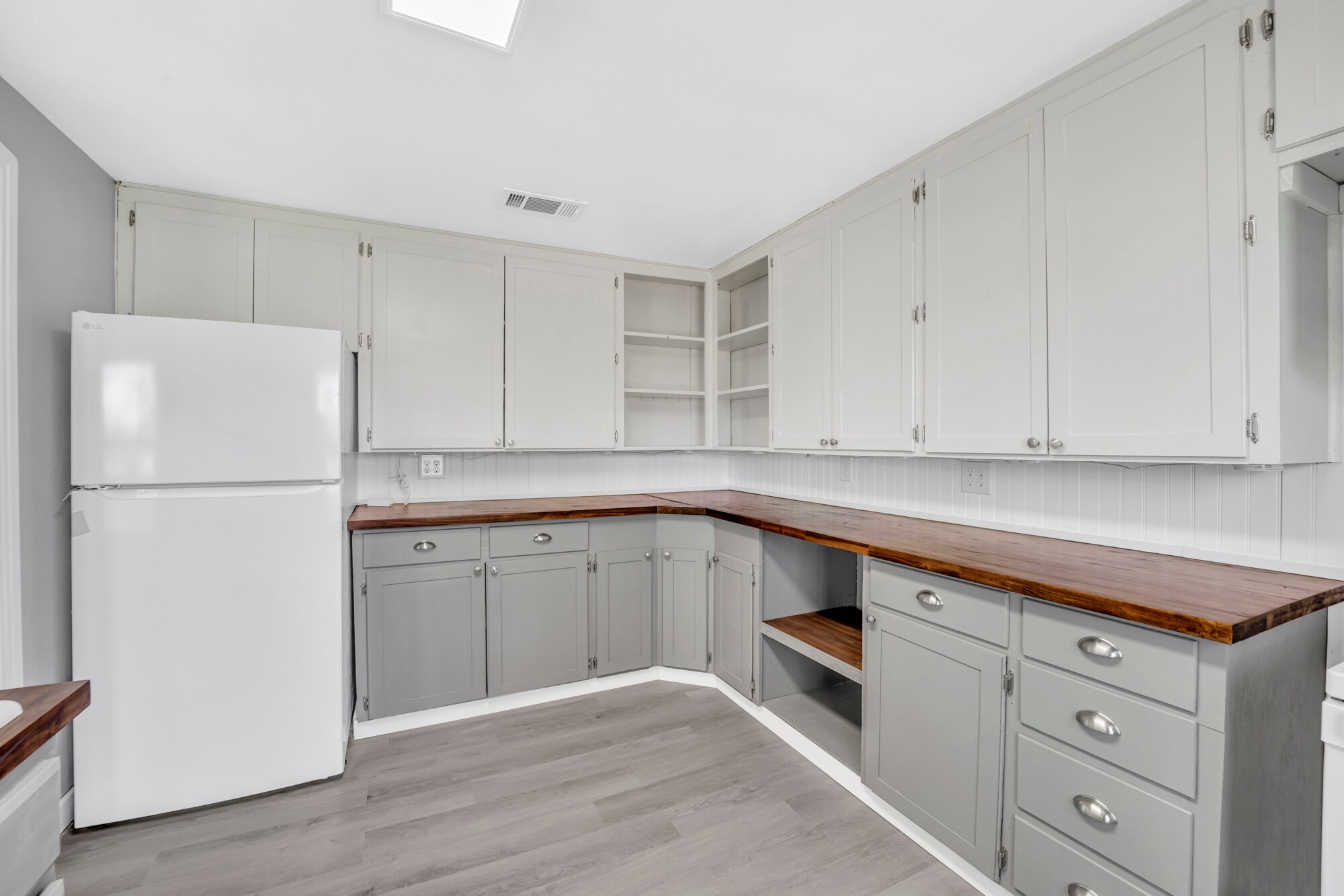 Building Photo - 4255 State Highway 323 W