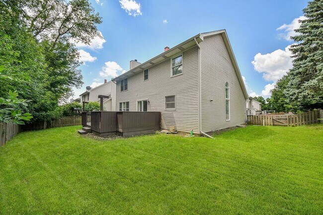 Building Photo - 339 Windsor Dr