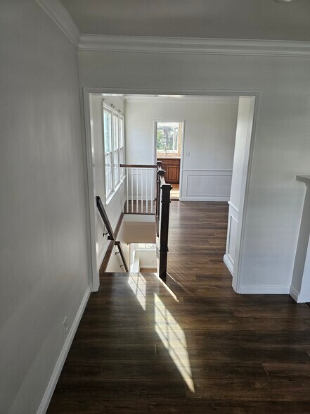 Building Photo - 3250 Lowry Rd