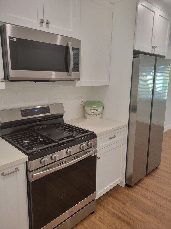 Building Photo - Namm Properties