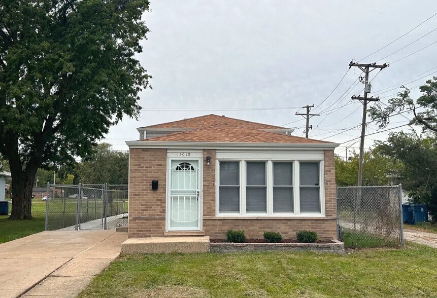 Primary Photo - 15010 Vail Ave