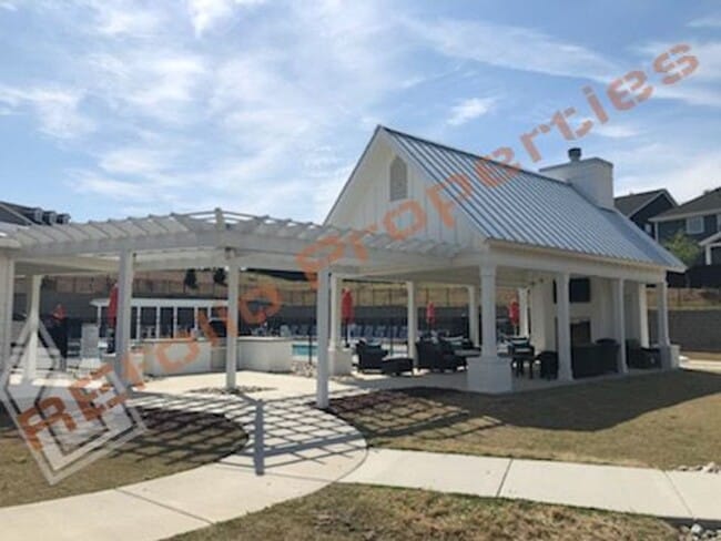 Building Photo - 9104 Kitchin Farms Wy