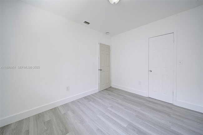 Building Photo - 6735 NW 2nd Ct