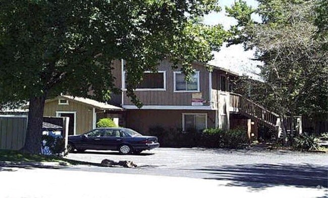 Building Photo - 2350 Church Ave