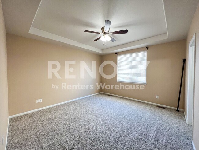 Building Photo - 25104 E Pinewood Pl