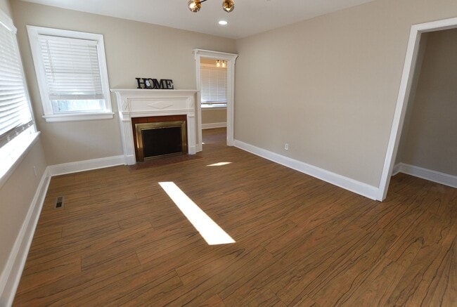 Building Photo - 1420 Eastern Ave