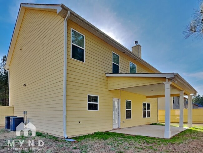 Building Photo - 464 Vandenburg Dr