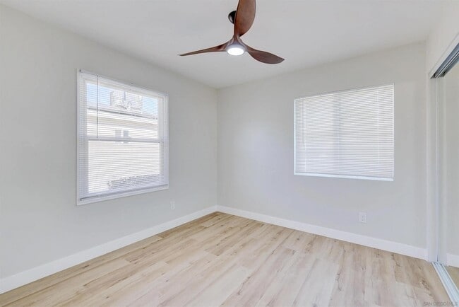 Building Photo - 503 Prescott Ave