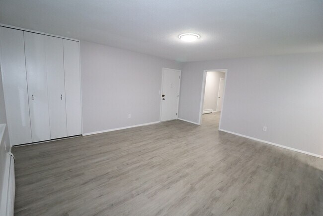 Building Photo - 139 Litchfield Pines Dr