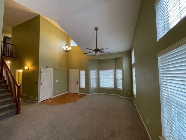 Building Photo - The Full Package