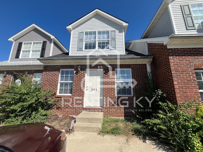Primary Photo - Huge 3-Bed, 2.5-Bath Townhouse!