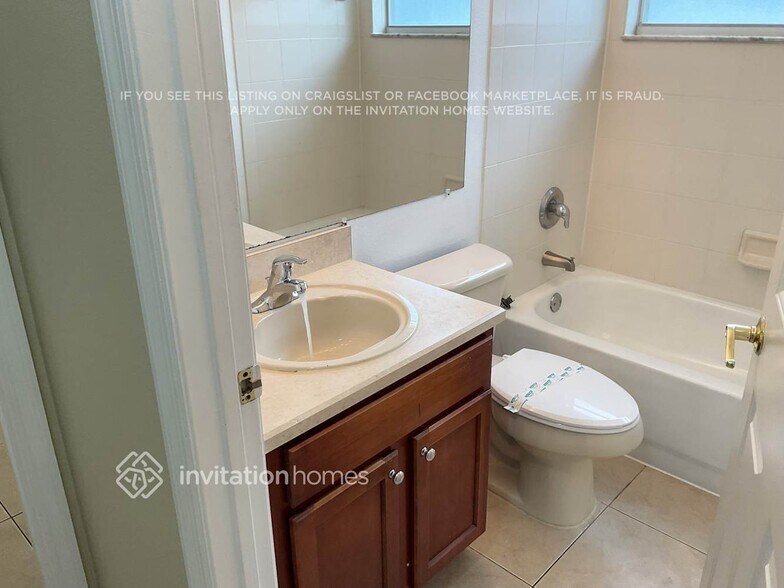 Building Photo - 1741 Mohave Ct