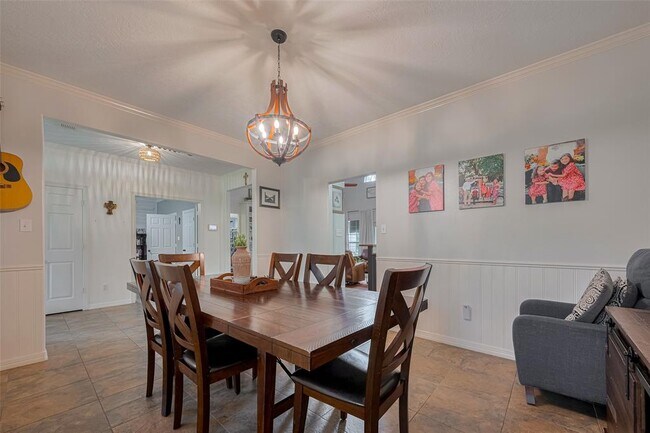 Building Photo - 9072 Grand Lake Estates Dr