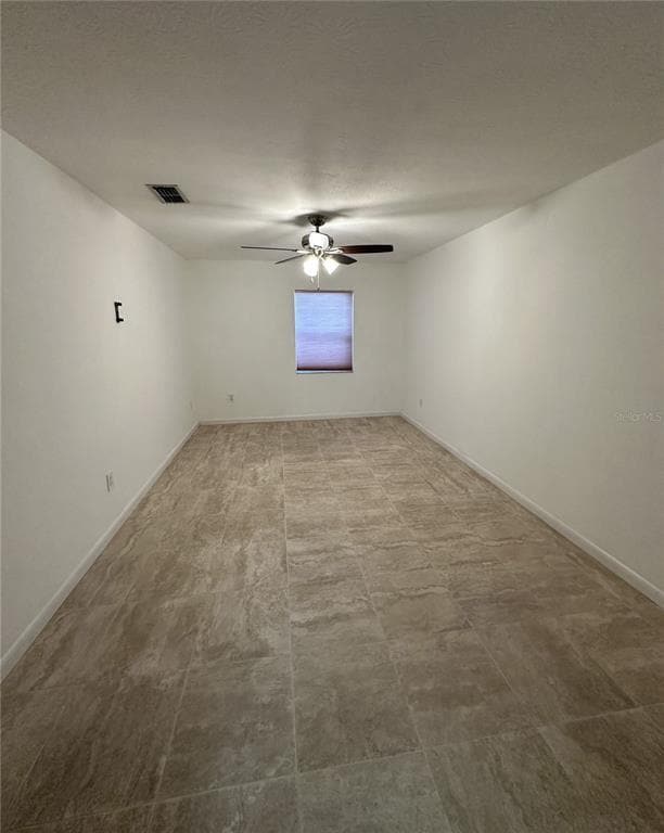 Building Photo - 6818 S Himes Ave