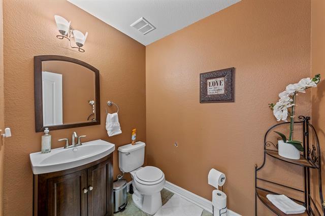 Building Photo - 5901 Snow Creek Dr