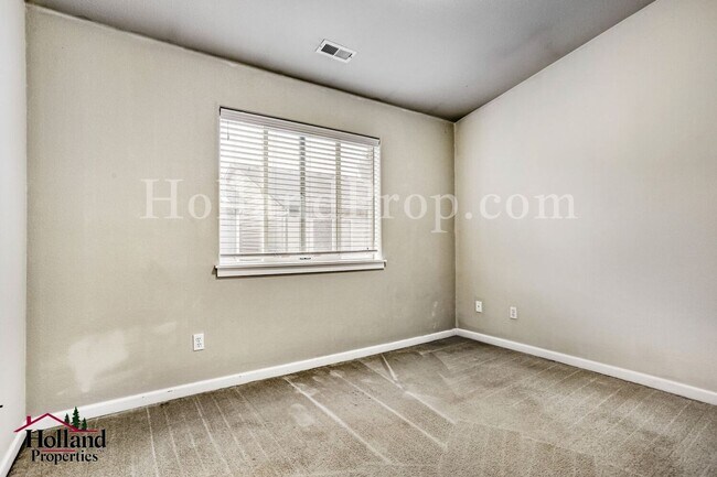 Building Photo - New $2,150 + $250 Off First 2 Full Months- Welcome to this stunning 3-bedroom, 2.5-bathroom home