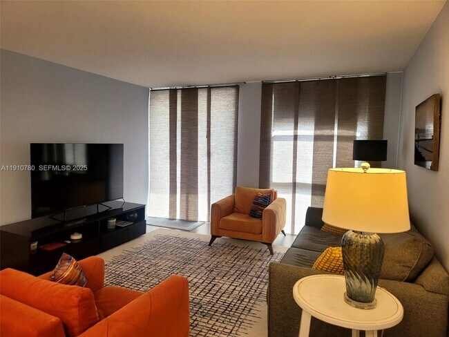 Building Photo - 1750 E Las Olas Blvd