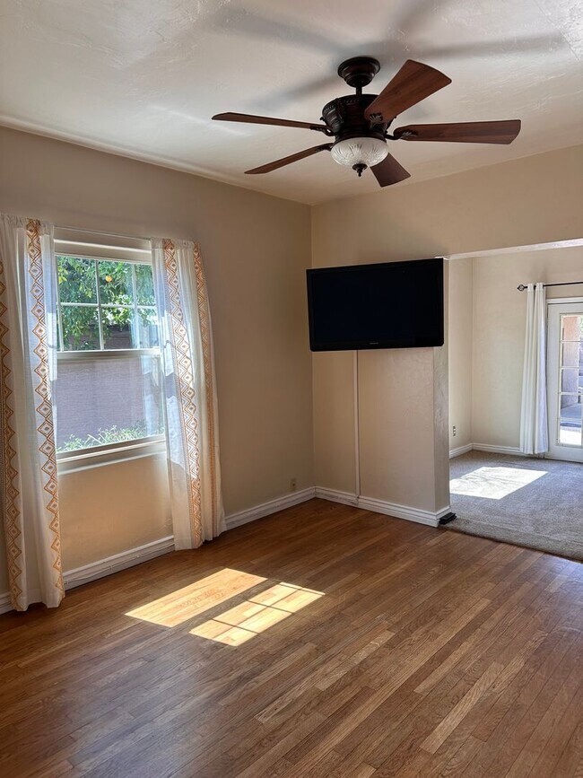 Building Photo - *** COMING SOON***3 Bedroom 1 1/4 Bath Hom...