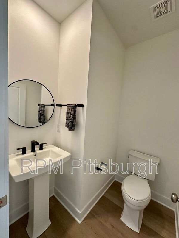 Building Photo - 4004 Windsfield Wy