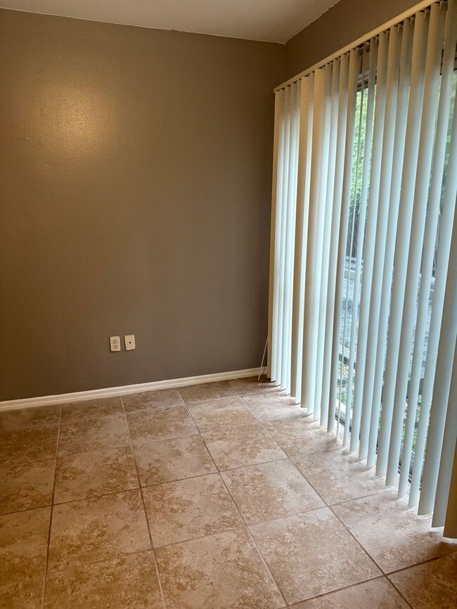 Building Photo - 1 Bd/1 Ba near UF- Apartment for Rent