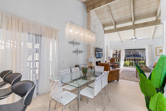 Building Photo - 46642 Arapahoe Cir