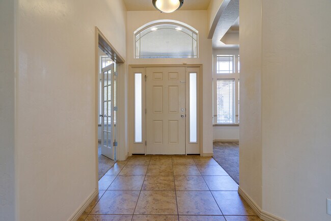 Building Photo - 4 Bedroom in The Knolls at Little Valley