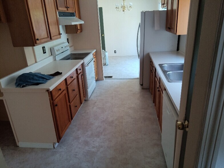 Building Photo - 4091 Palm Ln