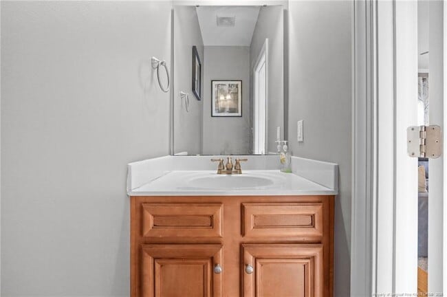 Building Photo - 3825 Barnsdale Dr