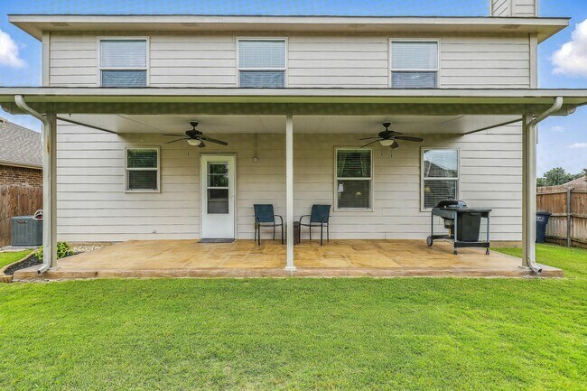 Building Photo - 12629 Shady Cedar Dr