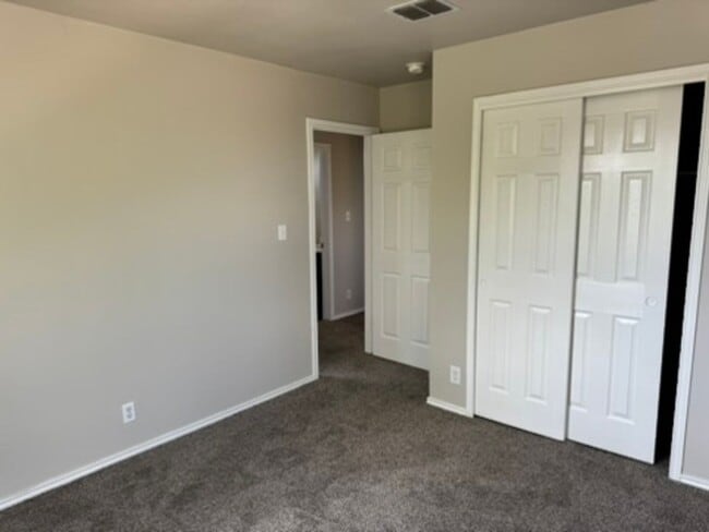 Building Photo - Prime Location Near Randolph AFB | 4 Bedroom Corner Lot Home