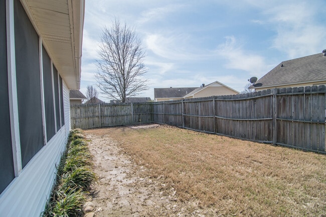 Building Photo - 3 Bedroom/ 2Bath located in Nettleton School District