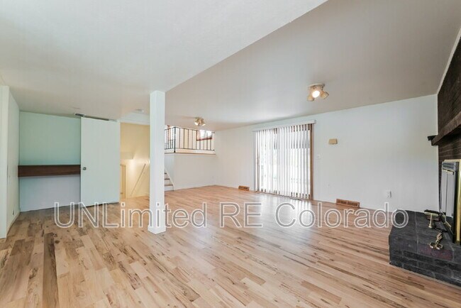 Building Photo - 7413 S Albion St