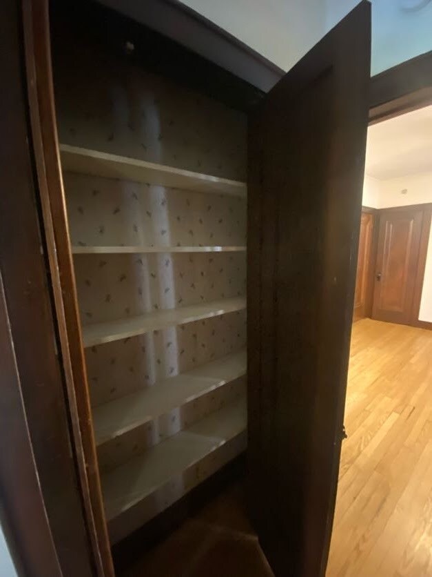 Building Photo - 528 State St