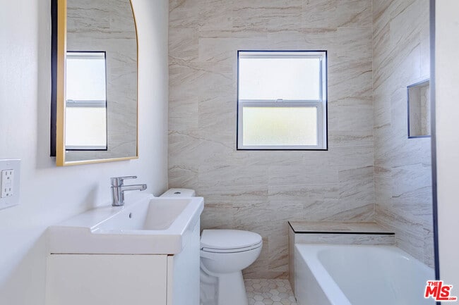 Building Photo - 4309 Burns Ave