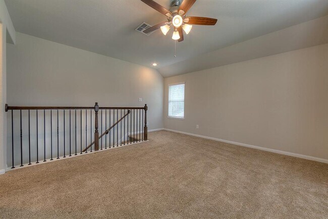 Building Photo - 314 Moonwalk St