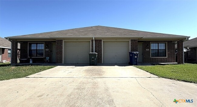 Primary Photo - 2706 Ashley Dr
